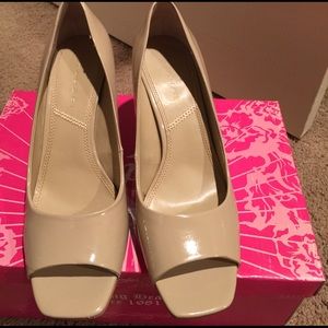 Tahari Heels