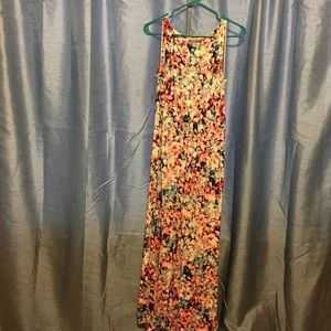 Pretty Floral Maxi Dress