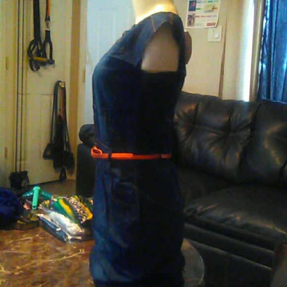 Dress - Picture 2 of 3