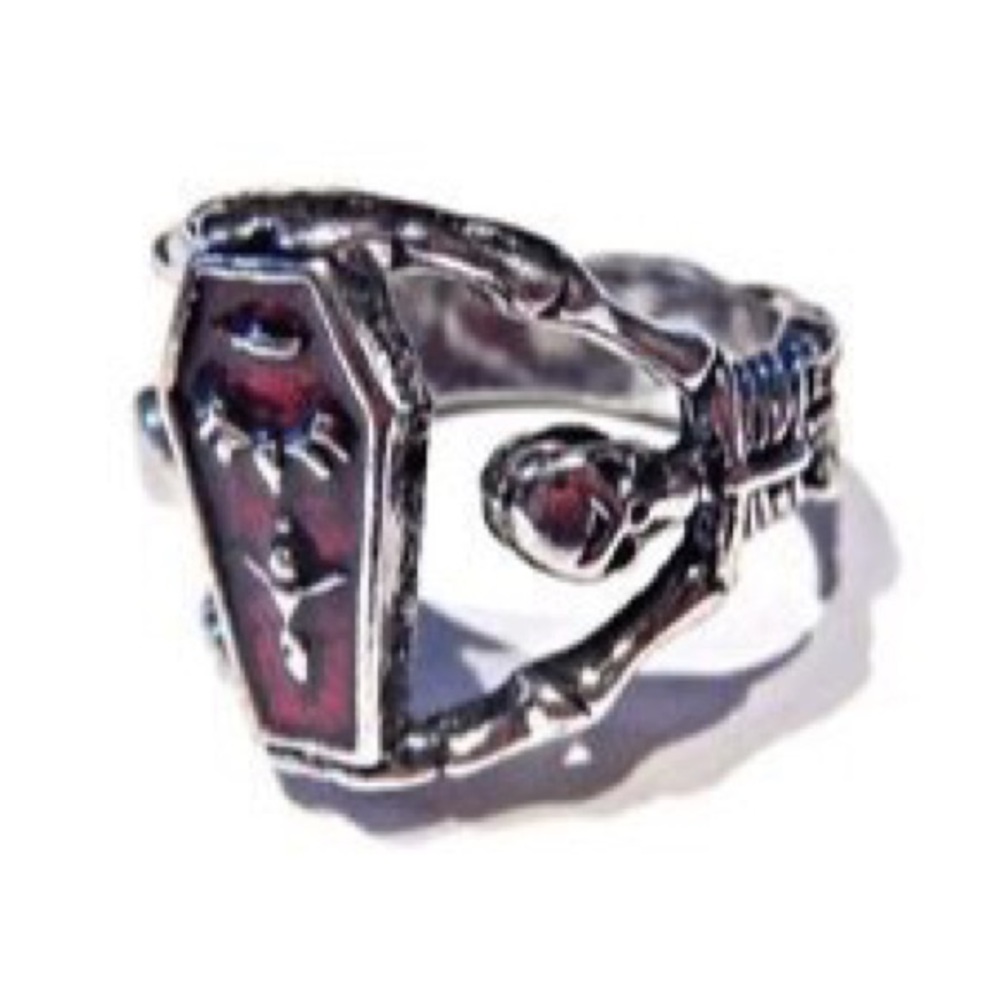 🌟LAST 1🌟 Goth Red Vampire Coffin Skeletons Ring - Picture 6 of 8
