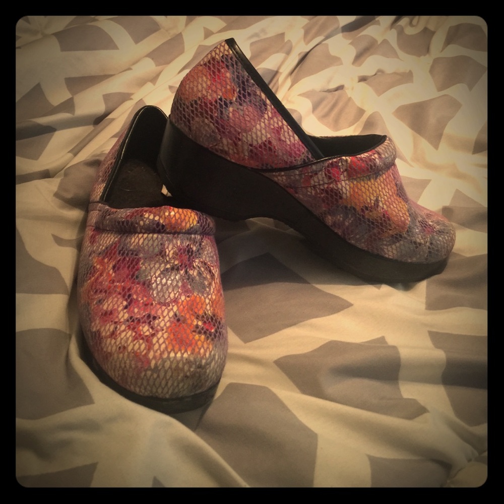 Comfy Pastel Colored Nursing Shoes