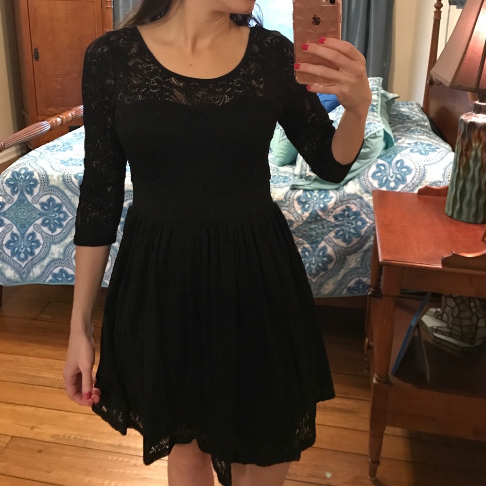 Forever 21 Black Lace Dress
