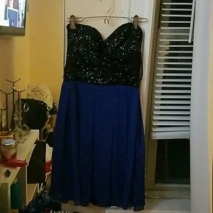 Arden B cocktail dress