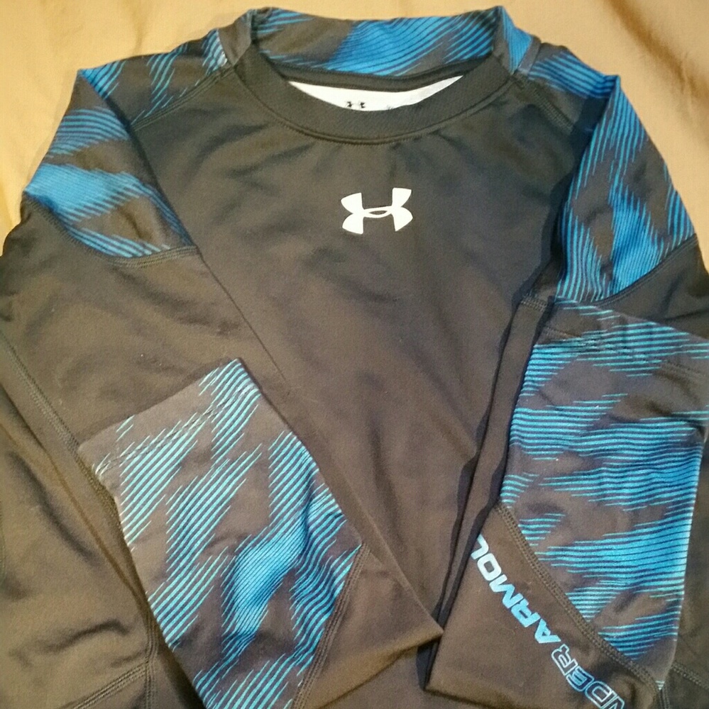 Youth Underarmour long sleeve shirt