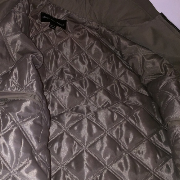 Michael Kors Men's Jacket Double lined & Zippered - Picture 7 of 7