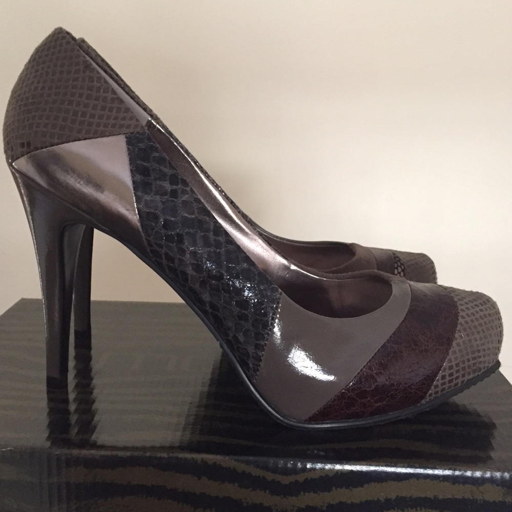 Moda Spana pump