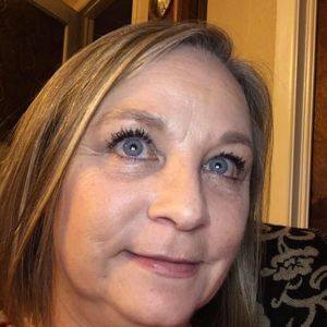 Meet your Posher, Pam