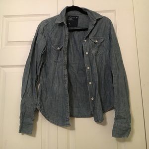 American Eagle chambray shirt