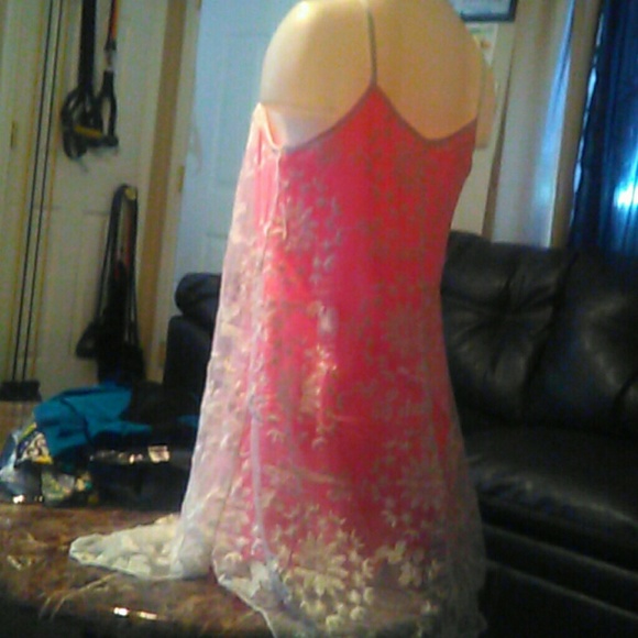Dress - Picture 2 of 2