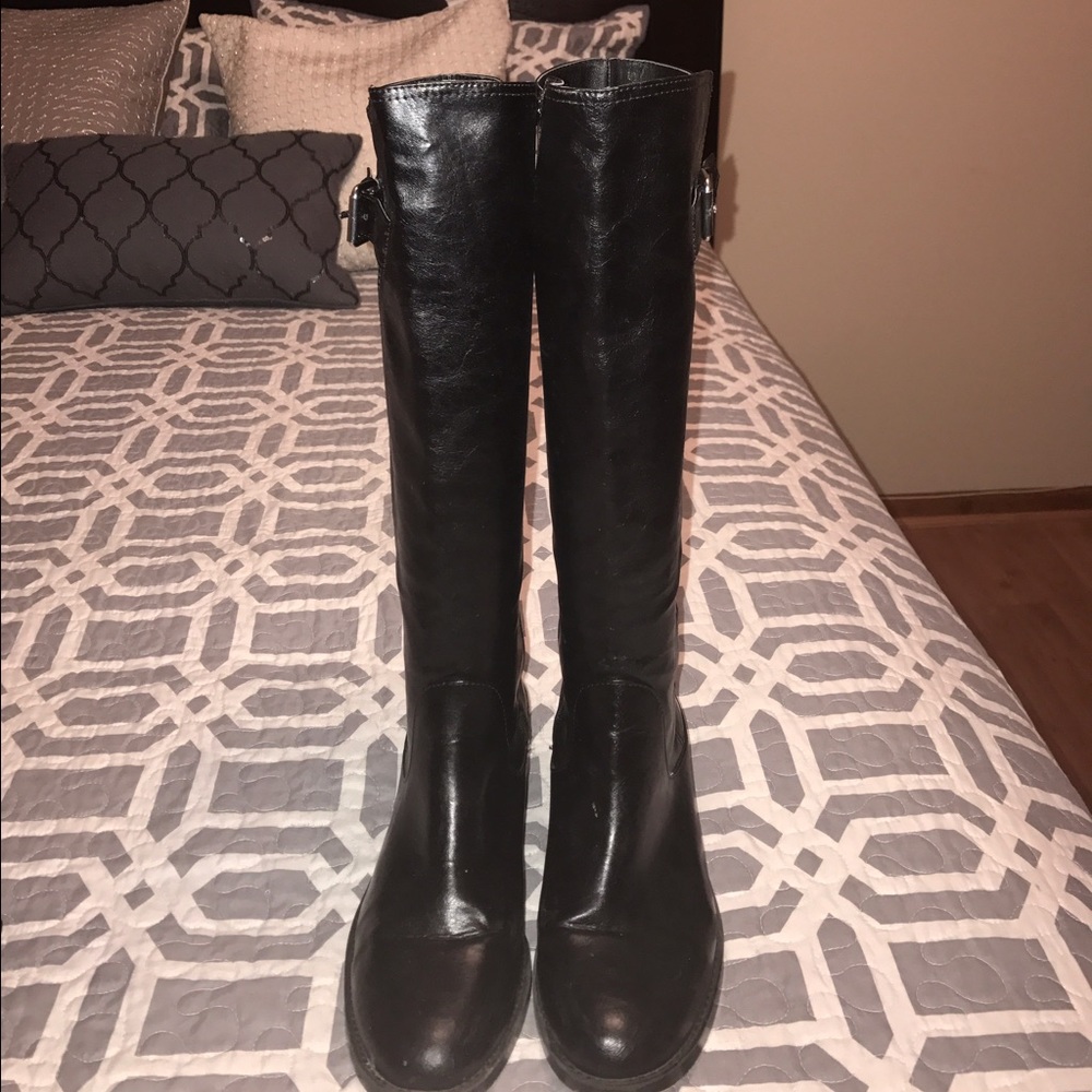 ANN TAYLOR Black riding boots