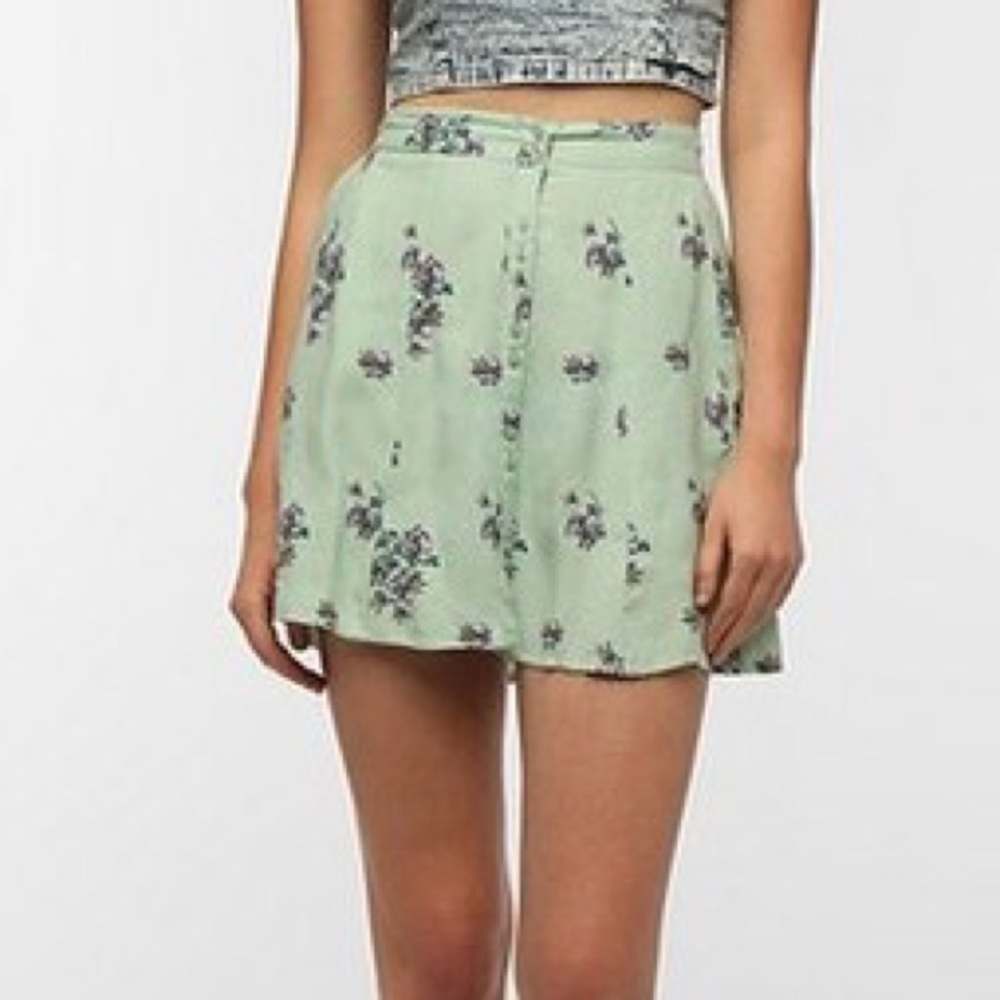 MOVING SALE 🌟 Kimchi Blue Thea Circle Skirt