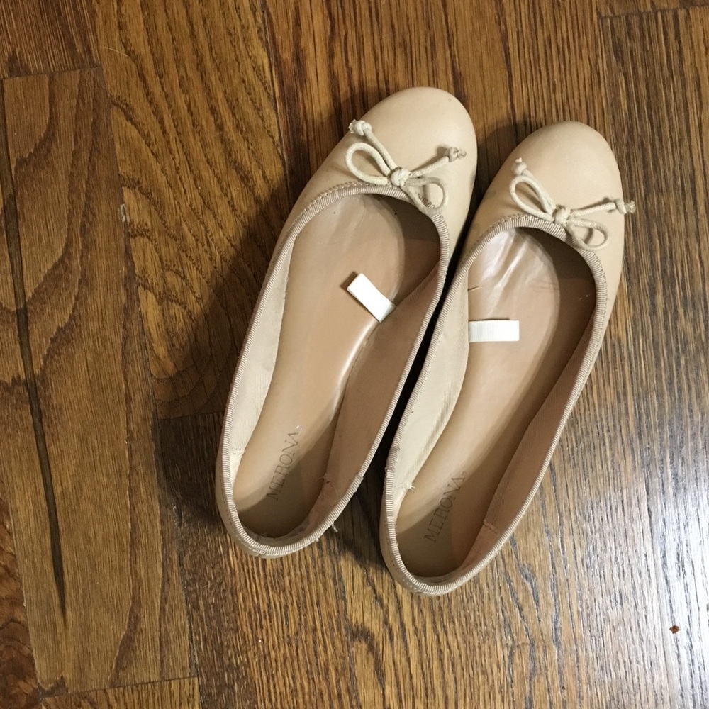 FINAL PRICE!!!!! Merona Nude flats