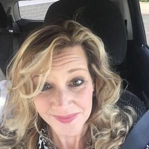 Meet your Posher, Michele