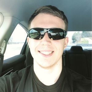 Meet your Posher, Josh