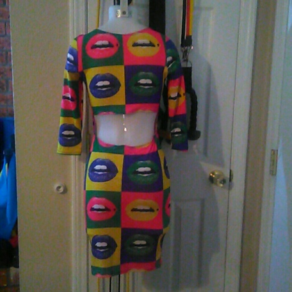 Dress - Picture 2 of 2