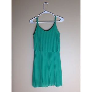 green semiformal chiffon dress, knee-length