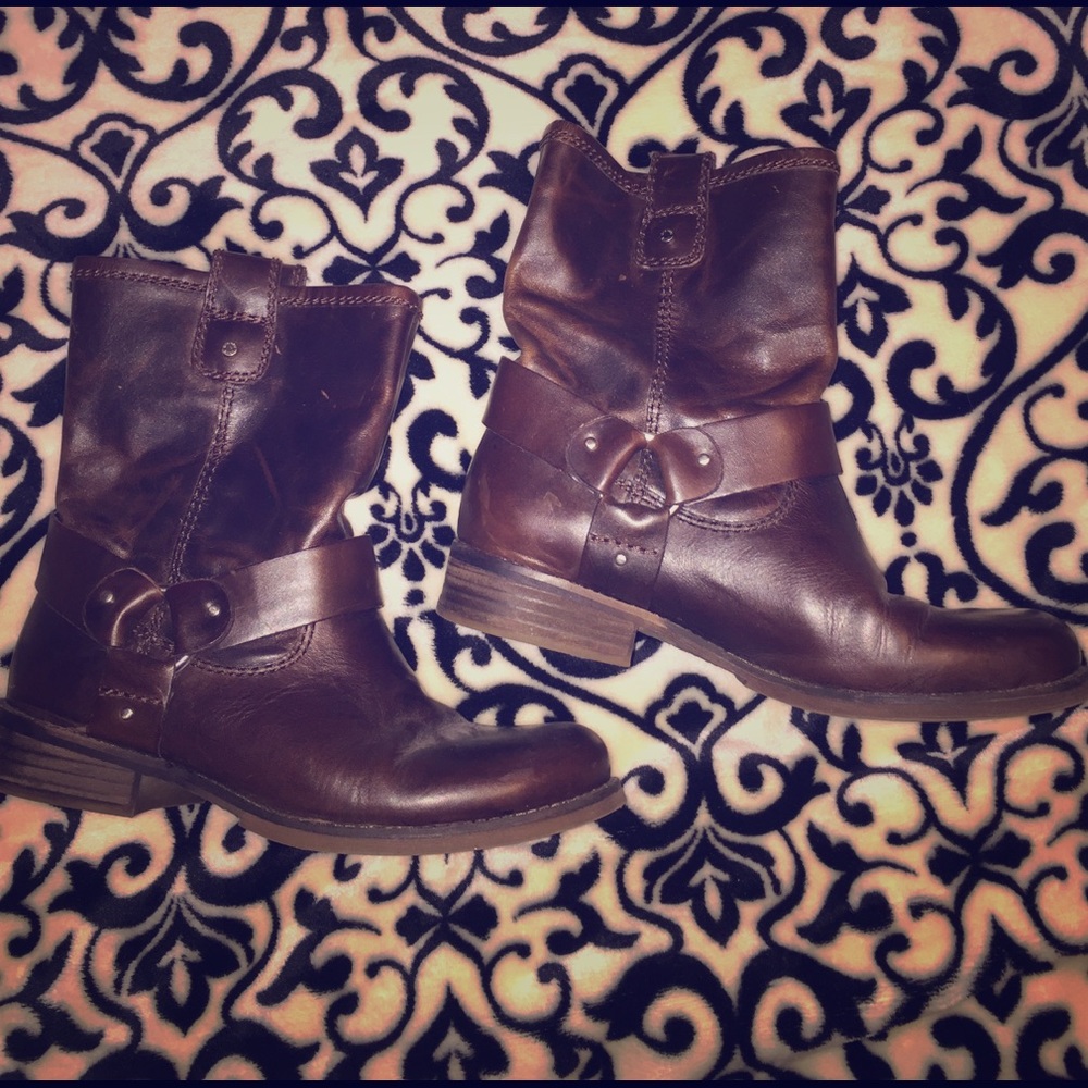 Gianni Bini Real Leather Boots