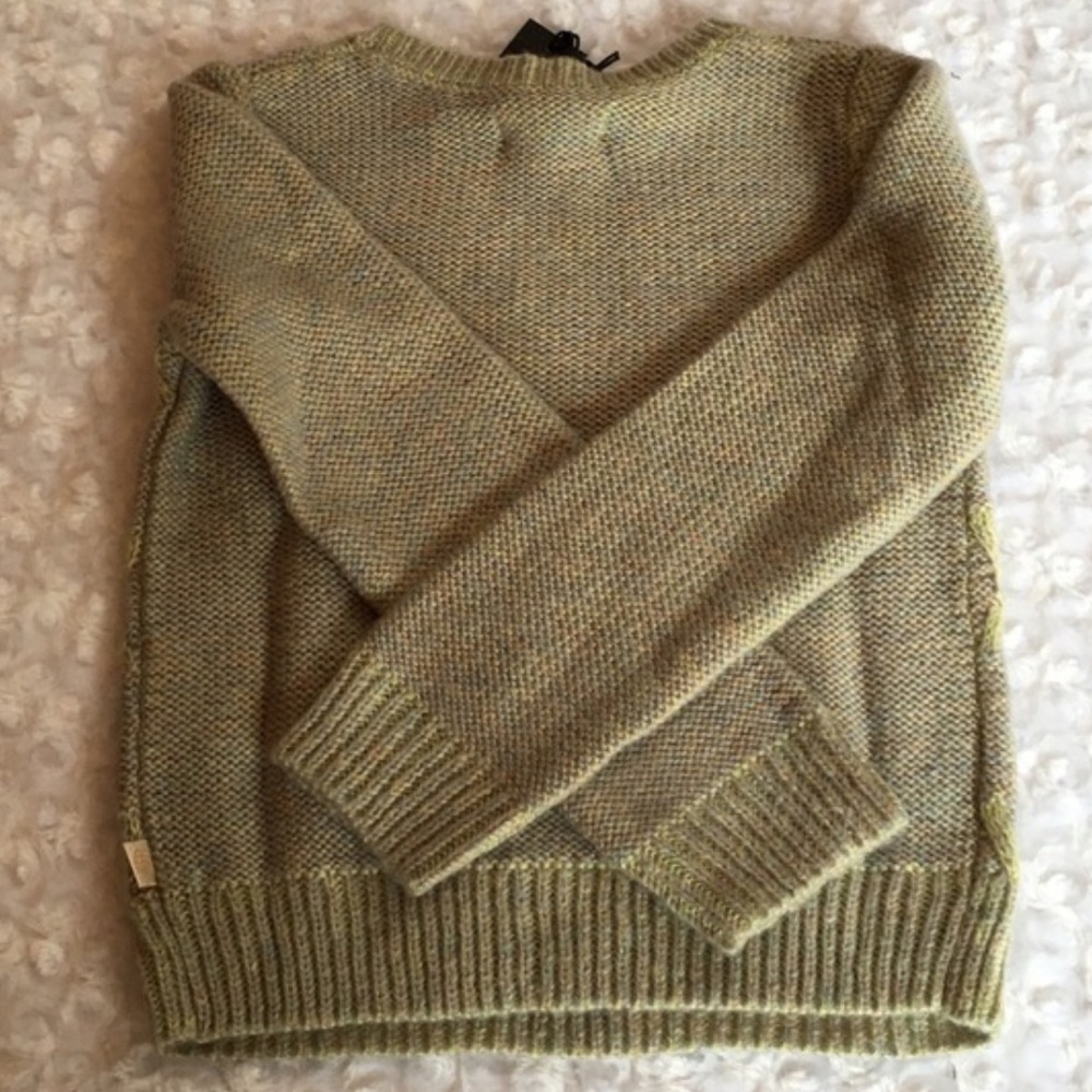 GIRLS BUFFALO MULTI-COLOR SWEATER - Picture 2 of 3
