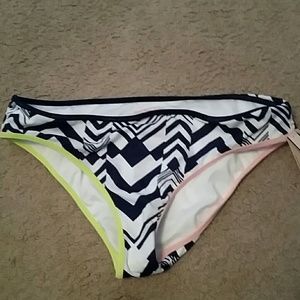 VS Swim Bottoms NWT