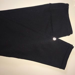 Lululemon black crop pants Luon