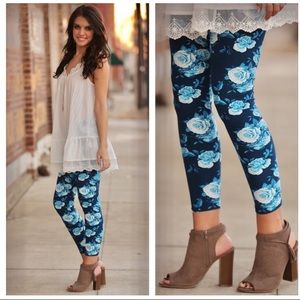 🆕Infinity Raine Navy Floral legging
