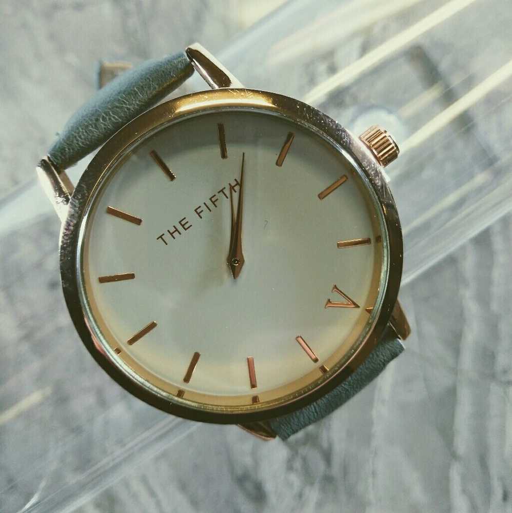 • The Fifth Watch | Gray •