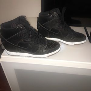 Nike Platform Heel Sneakers Sz 8.5