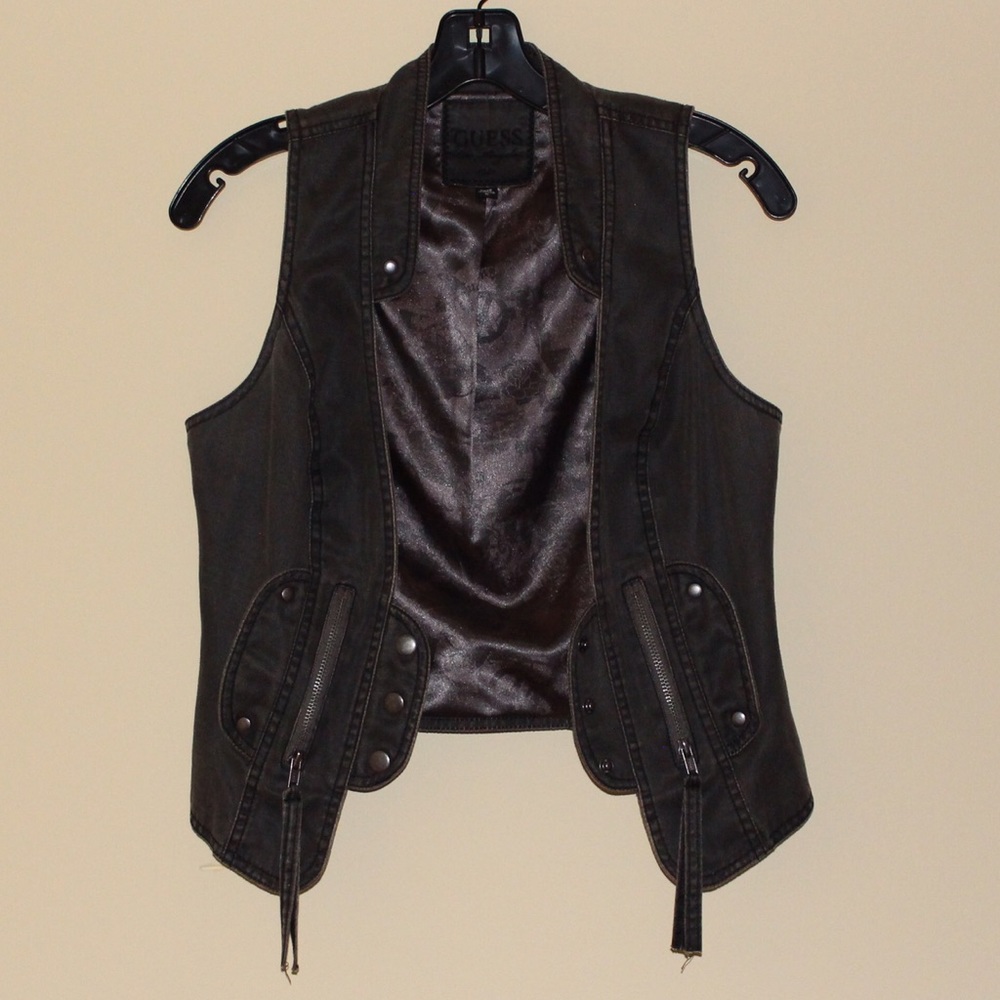 Guess vest