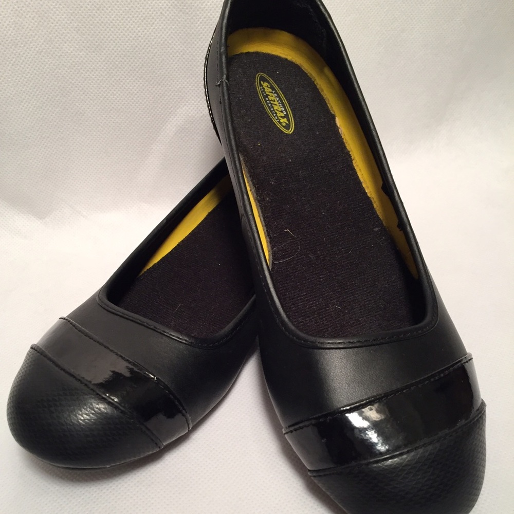 Non slip, flats