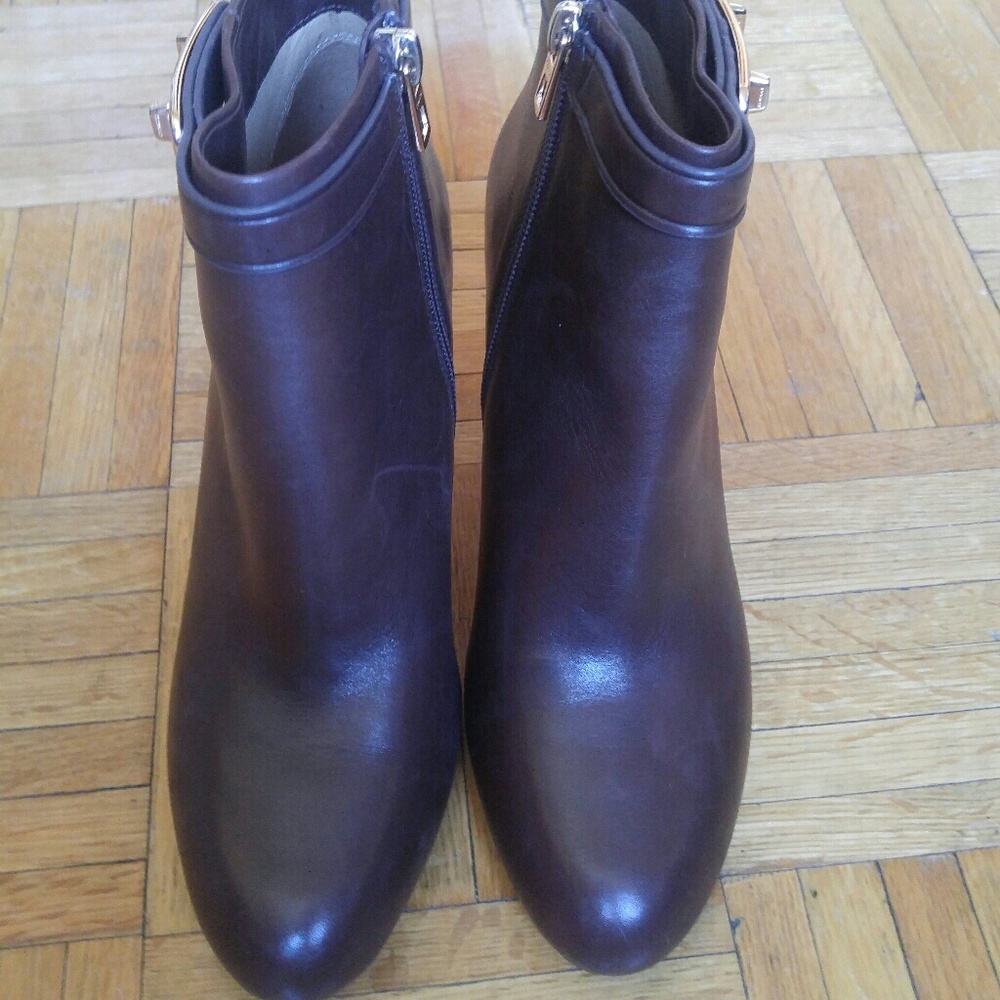 Coach Regina Brown Leather Booties