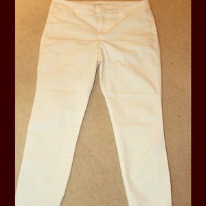 Old Navy White Pixie Chinos