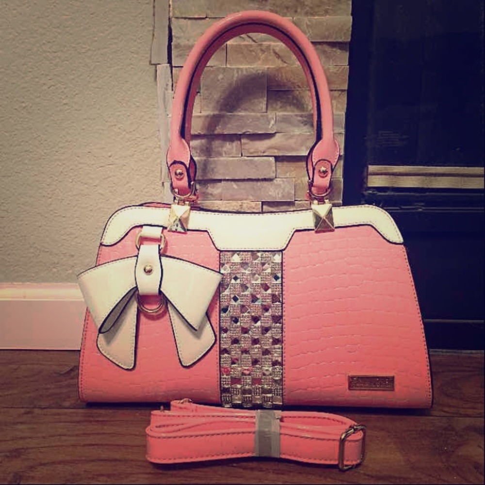 Julia &a Michael Handbag w/ Shoulder Strap
