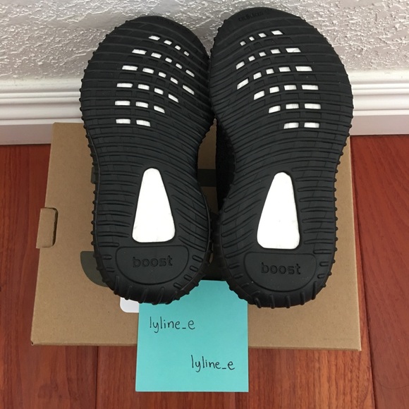 Adidas Yeezy Boost 350 V2 Bred Infant Deadstock - Picture 6 of 7