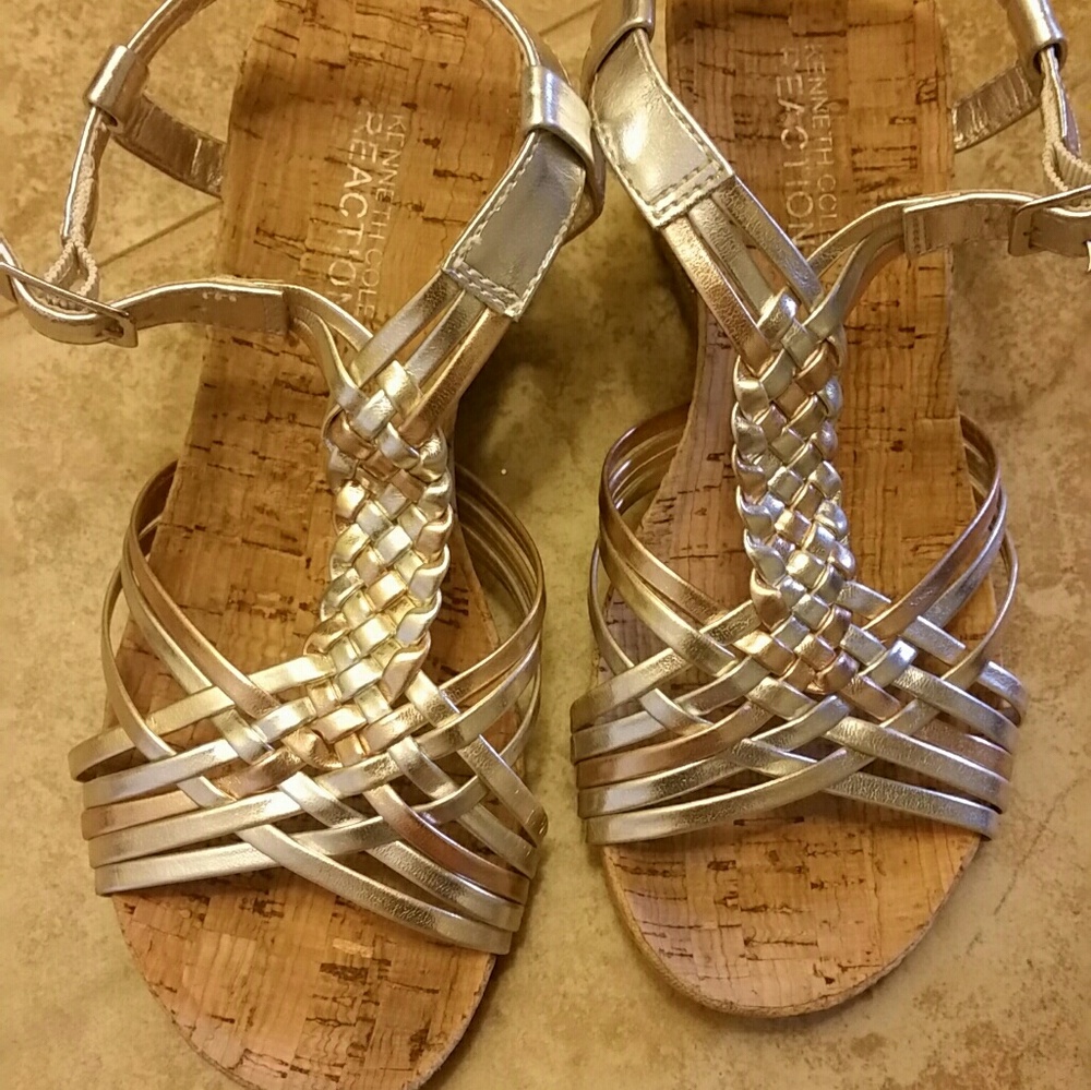 SOLD Girl's Kenneth Cole Reaction wedge shoe