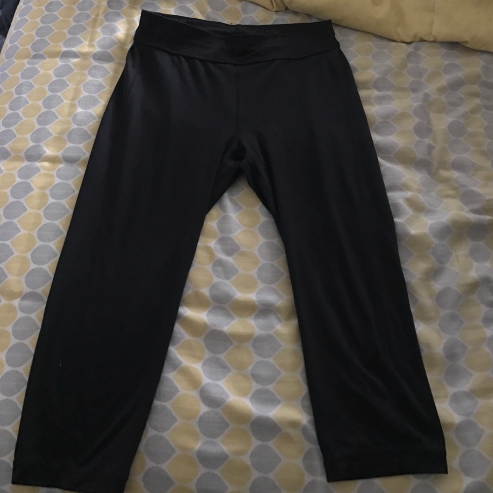 Capri yoga pants