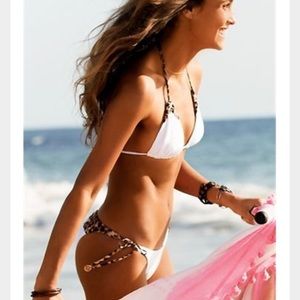Sofia by Vix White Bikini with Cheetah details