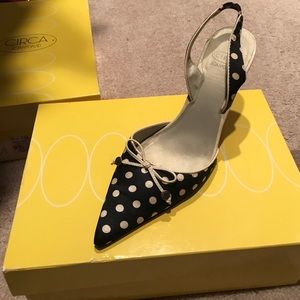 EUC Navy and Cream Sling Back Pumps