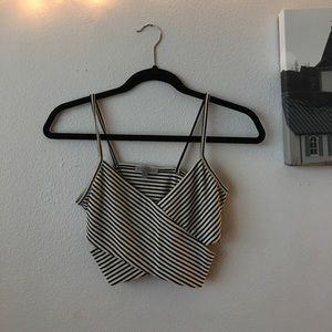 Side Cutout Crop Top
