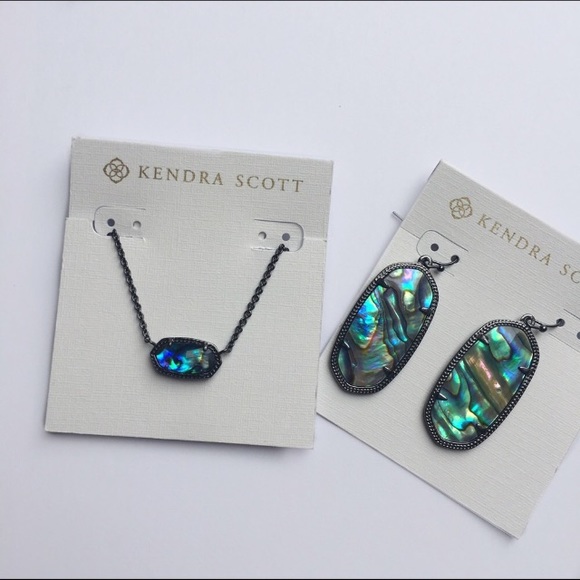 Kendra Scott Elisa Gold Pendant Necklace in Abalone Shell
