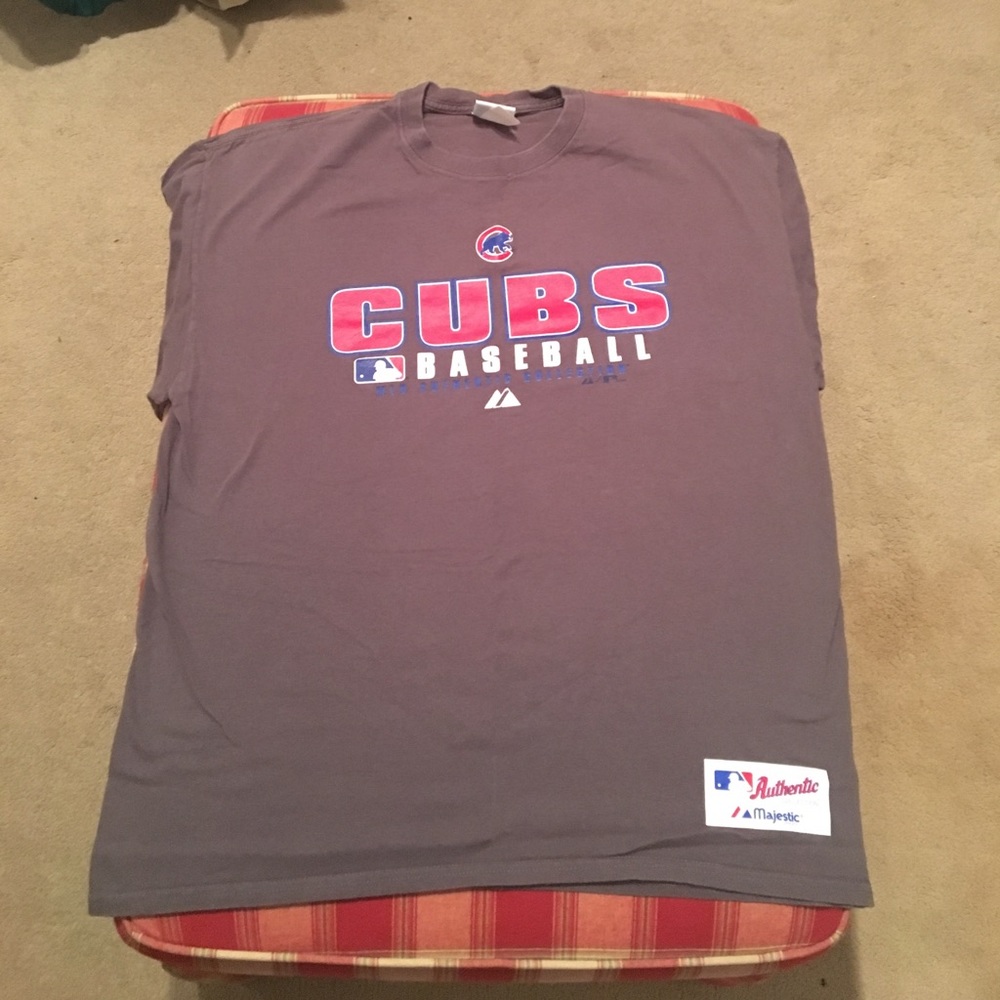 Chicago Cubs Short Sleeve Shirt