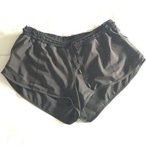 Lululemon Black Hotty Hot Shorts