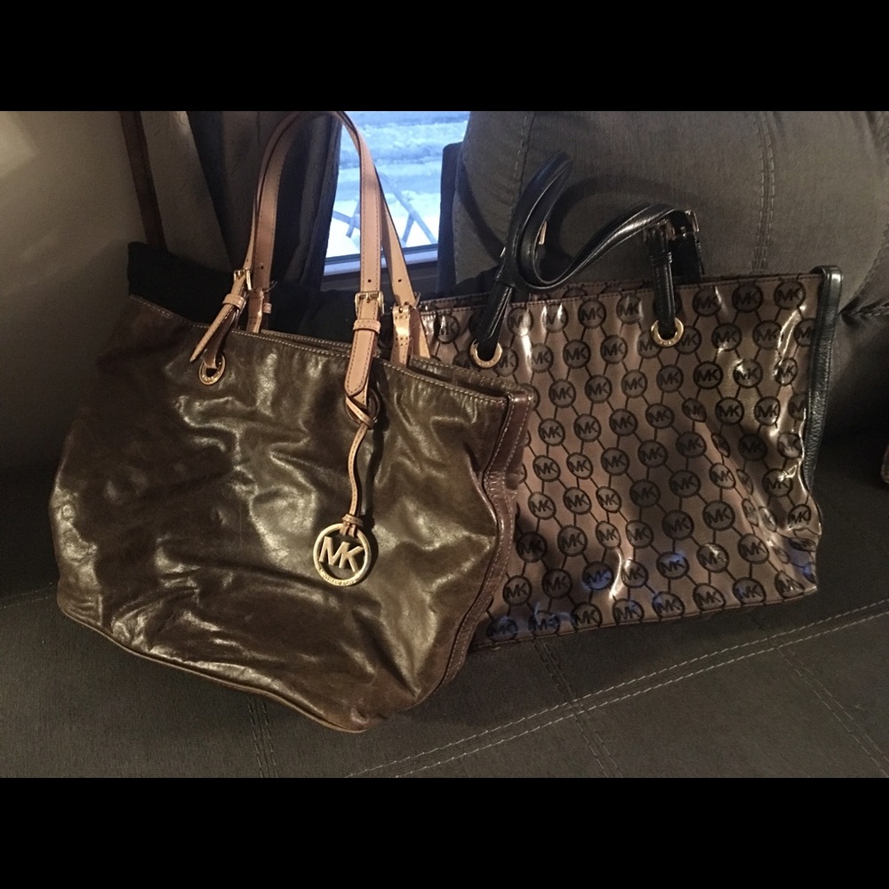 Michael Kors bag✨ black and brown SOLD✨