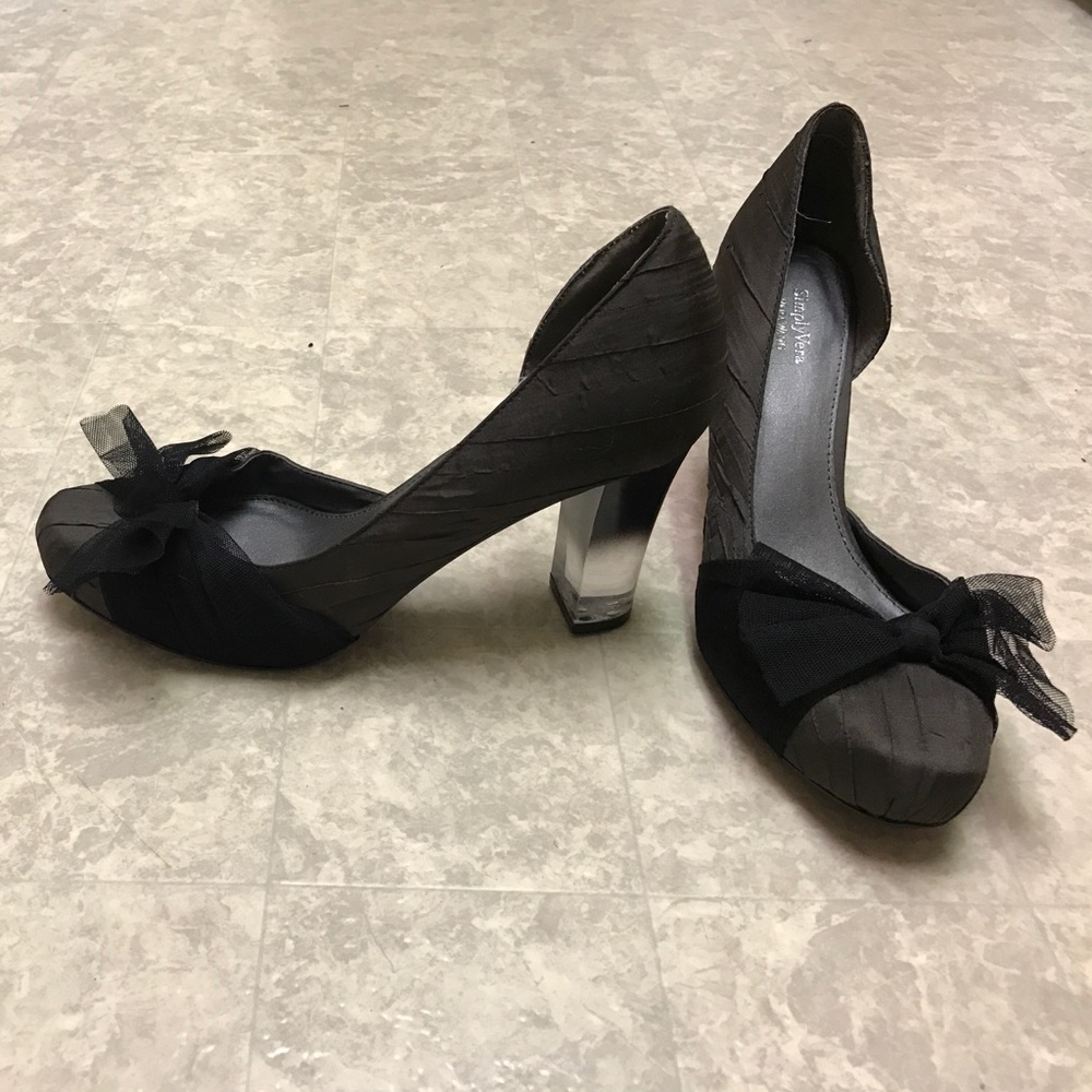 Vera Wang Heels