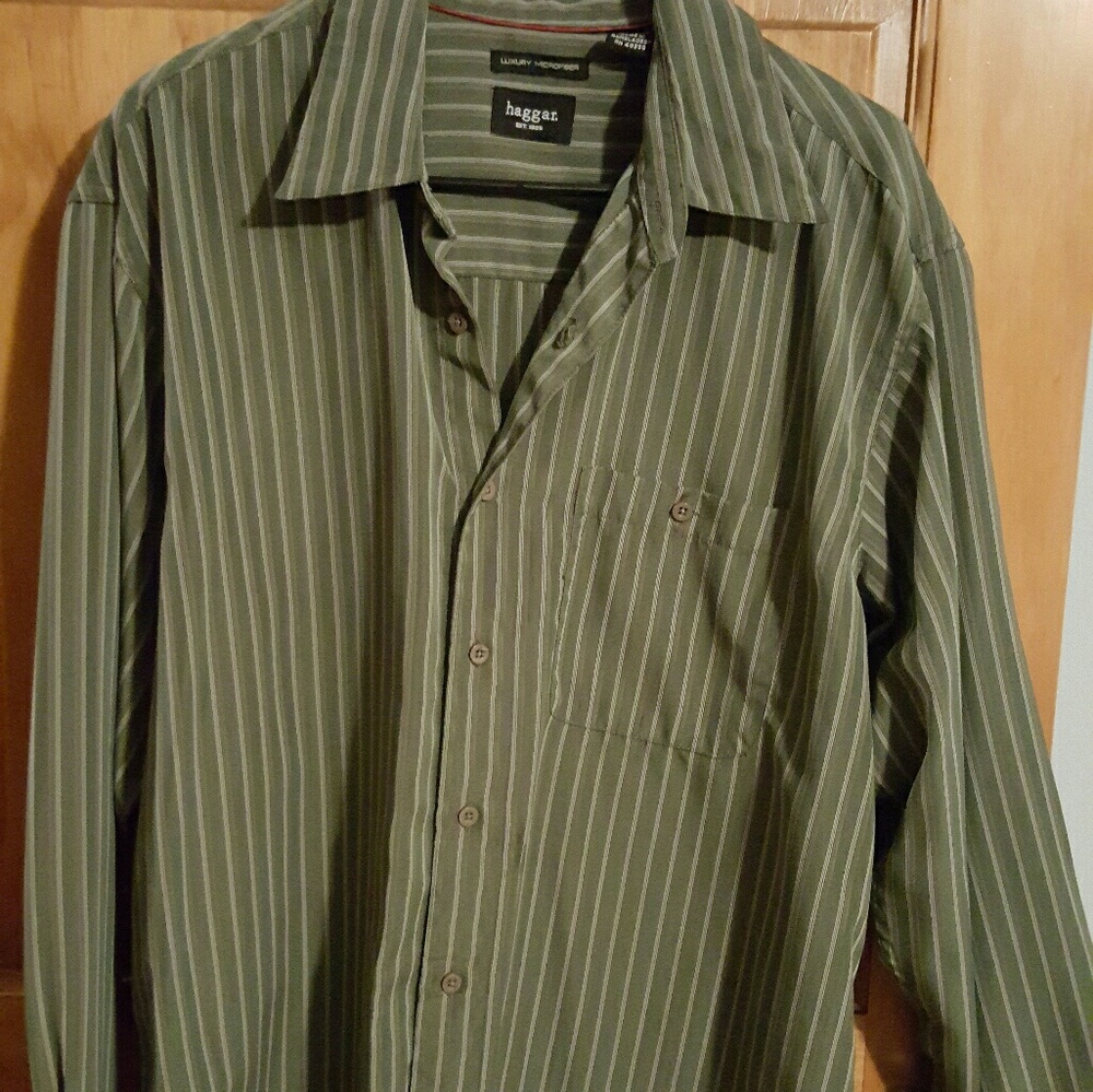 Men's long sleeve dress shirt