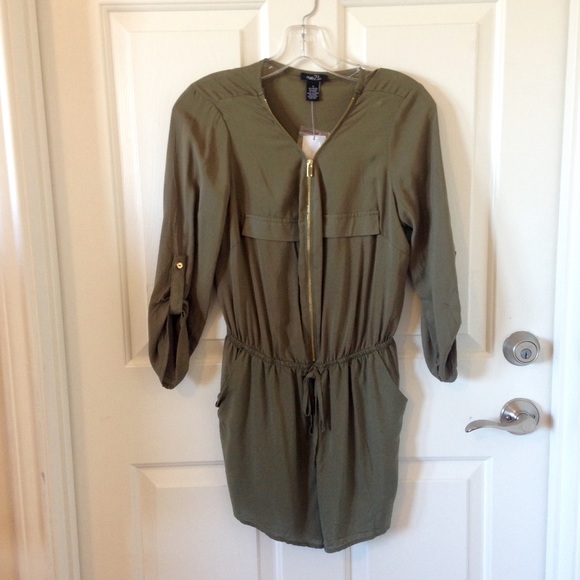 💚Trendy Romper💚 - Picture 3 of 4