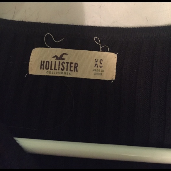 Hollister long sleeve shirt - Picture 2 of 2