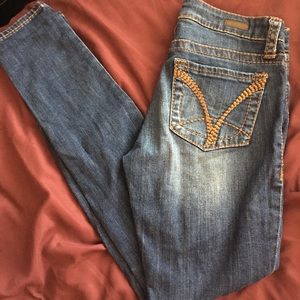 Kit From The Cloth Skinny Jeans