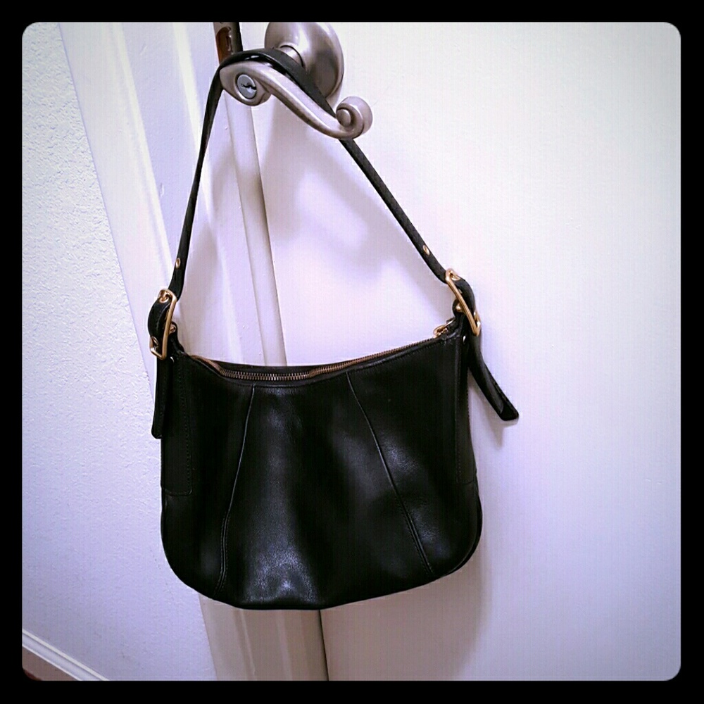 ***SOLD***Black coach purse