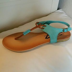 Seven7 Turquoise Sandles