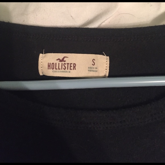 Hollister crop top - Picture 2 of 2